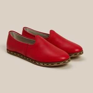 Red leather barely worn SABAHs. Size 38